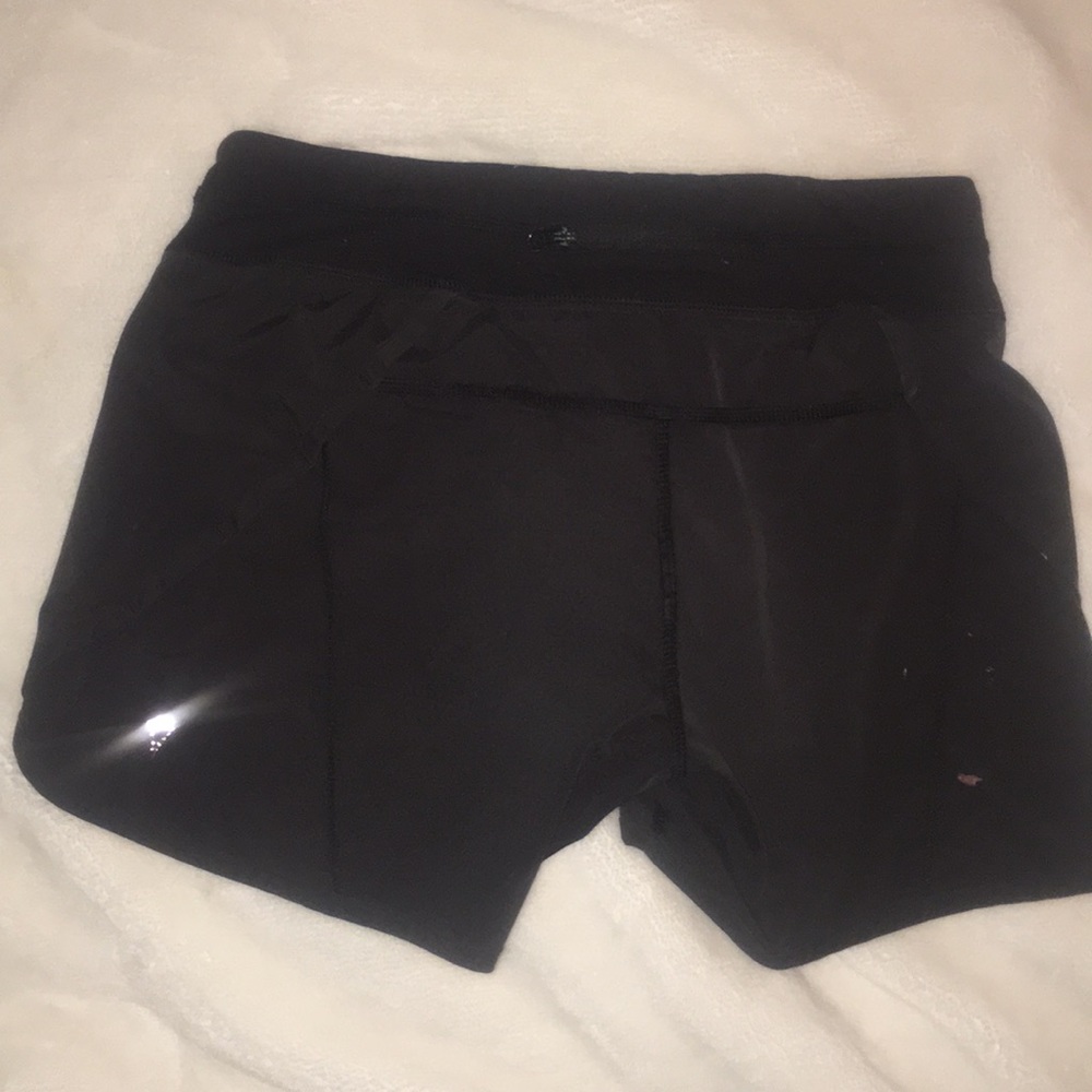 black ivviva shorts-4 inch